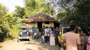 Задник к фильму "ഡിറ്റക്ടീവ് ഉജ്ജ്വലൻ" #856877