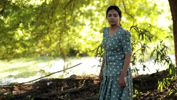 Задник к фильму "ഡിറ്റക്ടീവ് ഉജ്ജ്വലൻ" #856893