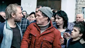 Задник к фильму "Дурак" #1856155
