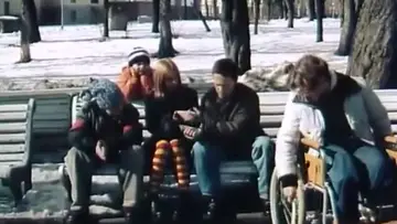Задник к фильму "Мийники автомобілів" #1174004