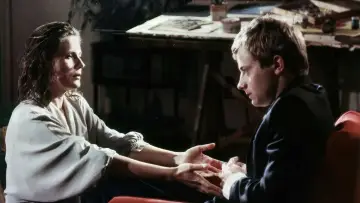 Видео к фильму Короткий фильм о любви — A Short Film About Love 1988  Kieslowski