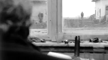 Задник к фильму "Сатанинское танго" #1011118