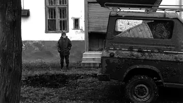 Задник к фильму "Сатанинское танго" #1011133