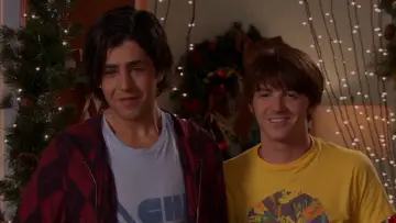 Задник к фильму "Merry Christmas, Drake & Josh" #1079113
