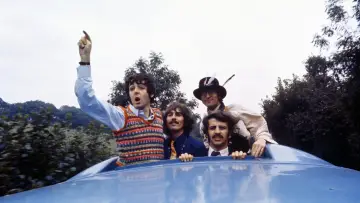 Задник к фильму "Magical Mystery Tour" #395775