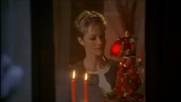 Задник к фильму "Турбулентность" #390808