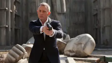 Задник к фильму "007: Координаты «Скайфолл»" #587951