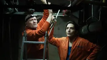 Задник к фильму "Эксперимент «Офис»" #1739842