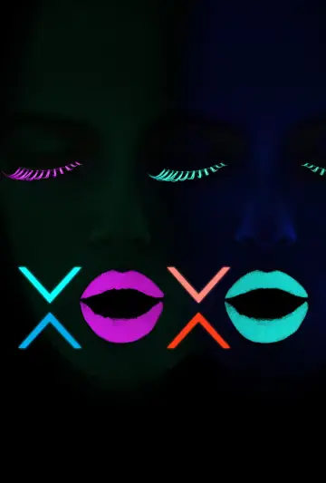 Постер к фильму "XOXO" #1002687