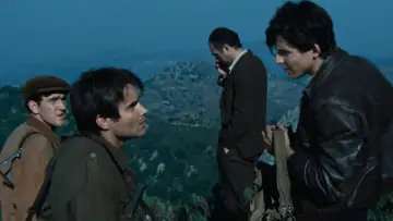 Задник к фильму "Один человек лишний" #1889530
