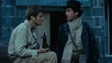 Задник к фильму "Один человек лишний" #1889531