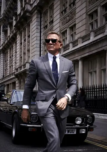 Постер к фильму "007: Не время умирать" #219574