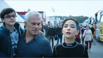Задник к фильму "Итальянская гонщица" #207532