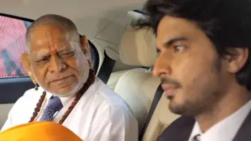 Задник к фильму "देऊळ बंद" #871866