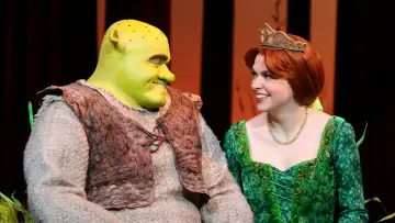 Задник к фильму "Shrek the Musical" #420225