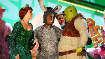 Задник к фильму "Shrek the Musical" #420227