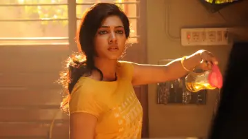 Задник к фильму "காதலும் கடந்து போகும்" #1651721