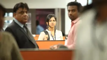 Задник к фильму "காதலும் கடந்து போகும்" #1651731