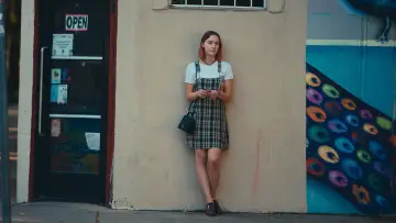 Задник к фильму "Леди Бёрд" #228081