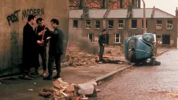 Задник к фильму "Jubilee" #500342
