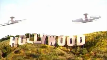 Задник к фильму "Flying Saucers Over Hollywood: The 