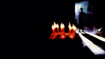 Задник к фильму "Демоны 2" #923974