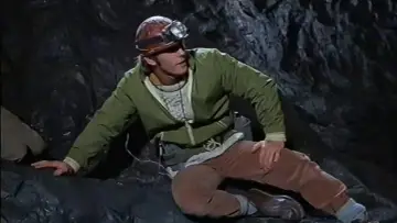 Задник к фильму "Trog" #1134337