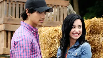 Задник к фильму "Camp Rock 2: Отчетный концерт" #999413