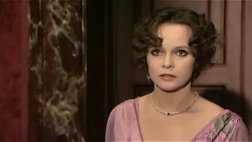 Задник к фильму "Божественное создание" #1133556