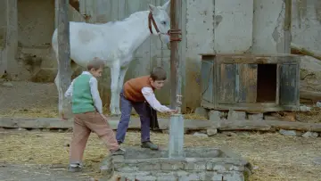 Задник к фильму "Где дом друга?" #183213