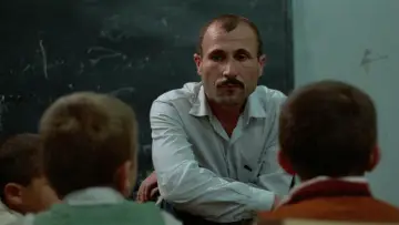 Задник к фильму "Где дом друга?" #752490