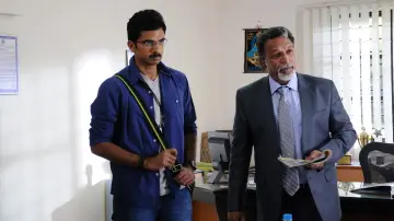 Задник к фильму "கூட்டத்தில் ஒருத்தன்" #1149457