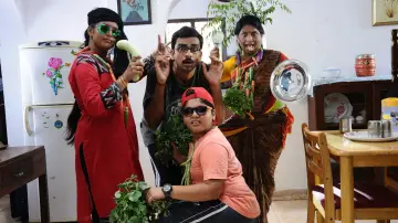 Задник к фильму "கூட்டத்தில் ஒருத்தன்" #1149461