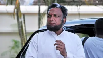 Задник к фильму "மீண்டும் ஒரு காதல் கதை" #1148301