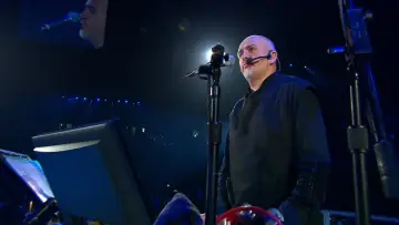 Задник к фильму "Peter Gabriel: Growing Up - Live & Unwrapped" #1571101