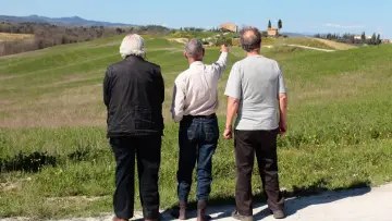 Задник к фильму "שלושה אחים ומערה" #1590882