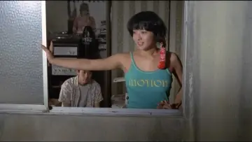 Задник к фильму "ピンクのカーテン" #907345