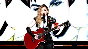 Задник к фильму "Мадонна: Rebel Heart Tour" #450313