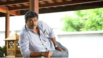 Задник к фильму "கோடிட்ட இடங்களை நிரப்புக" #1156992