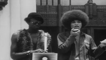 Задник к фильму "Angela Davis: Portrait of a Revolutionary" #1169807