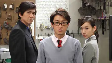 Задник к фильму "鍵のかかった部屋SP" #717996
