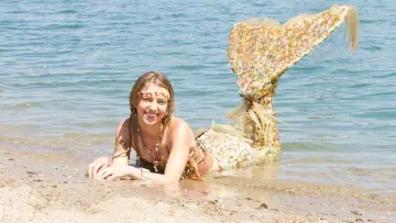 Задник к фильму "A Mermaid