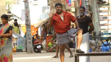 Задник к фильму "குப்பத்து ராஜா" #1157535