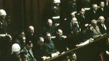 Задник к фильму "Нюрнберг: Нацисты перед лицом своих преступлений" #1624868