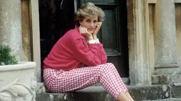Задник к фильму "Diana: In Her Own Words" #1164191