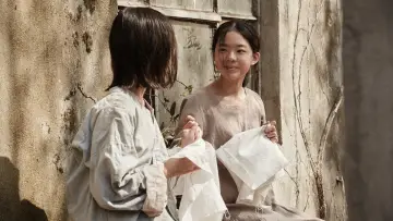 Задник к фильму "아이 캔 스피크" #484027
