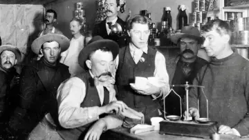 Задник к фильму "The Klondike Gold Rush" #1817589