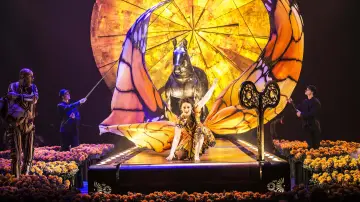 Задник к фильму "Cirque du Soleil: Luzia" #1568897