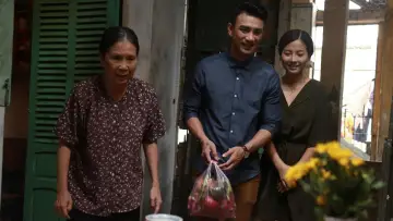 Задник к фильму "Có Căn Nhà Nằm Nghe Nắng Mưa" #1181337