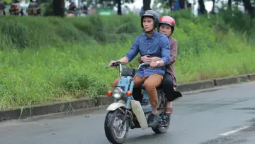 Задник к фильму "Có Căn Nhà Nằm Nghe Nắng Mưa" #1181339